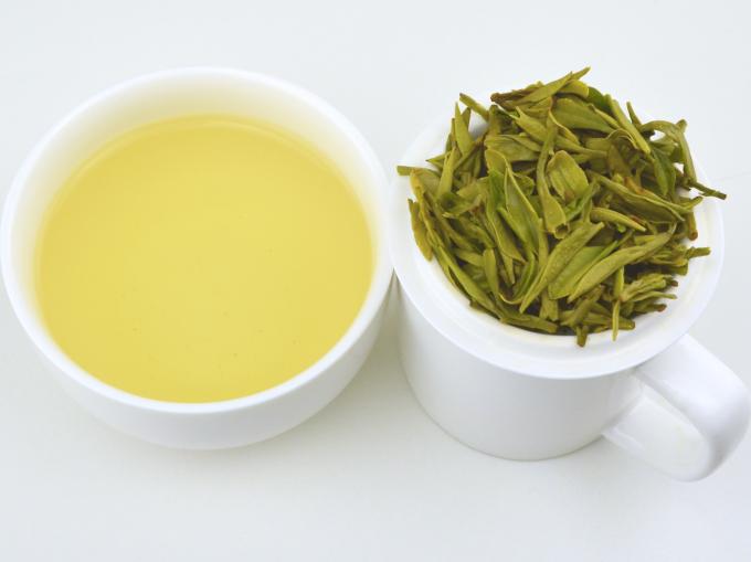 Tè verde longjing di marche commerciali del tè verde del decaffeinato del CAMPIONE LIBERO