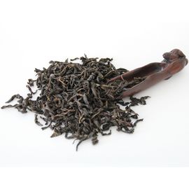 Porcellana La mano naturale pura ha selezionato le grandi foglie strettamente torte rosse organiche del tè dell&#039;abito del Da Hong Pao fabbrica